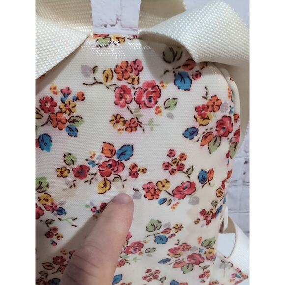 Cath Kidston Kids Mini Backpack Floral Oilcloth PVC Coated Rucksack Cream Flower - Picture 7 of 13